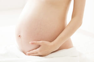腹帯 妊婦帯 マタニティガードルが妊娠中の腰痛対策にオススメ 人気5アイテムはコレ トモママ トモママ